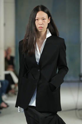PFW - Litkovska Runway A model walks the runway during the Litkovska Womenswear Spring Summer 2027 show as part of the Paris Fashion Week on October 6, 2026 in Paris, France. Photo by Alain-Gil Gonzalez ABACAPRESS.COM Paris France  Copyright: xGonzalezxAlain-Gil ABACAx