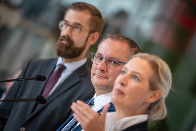 Tino Chrupalla, AfD party and parliamentary group leader, with Alice Weidel, AfD Party and parliamentary group leader; in the background, Marcus Schmidt, press secretary for the AfD parliamentary group in the Bundestag. Press statement by the two AfD party leaders and parliamentary group leaders before the start of the parliamentary group meeting in the German Bundestag, Berlin, Germany,