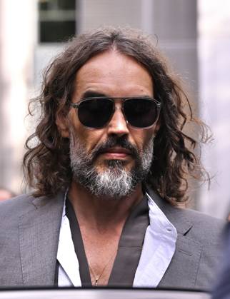 Russell Brand and his wife leave court in London LONDON, UNITED KINGDOM - OCTOBER 6: British comedian Russell Brand leaves Southwark Crown Court with his wife, Laura Brand (not seen), following a preliminary hearing related to rape and sexual assault allegations against him in London, United Kingdom, on October 6, 2026. Rasid Necati Aslim Anadolu London United Kingdom. Editorial use only. Please get in touch for any other usage.  Copyright: x2026xAnadoluxRasidxNecatixAslimx