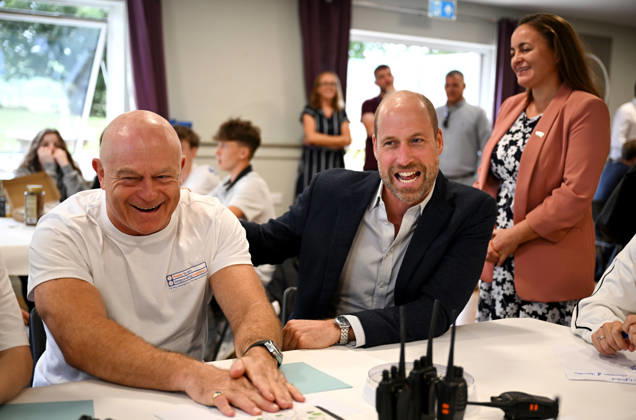 The Prince Of Wales Visits Ilminster ILMINSTER, ENGLAND - OCTOBER 06: Prince William, Prince of Wales and Ross Kemp take part in a training exercise during his visit to the launch of the National Emergency Trust s Ready Together Toolkit on October 06, 2026 in Ilminster, England. The Prince of Wales visited Ilminster in Somerset to learn about communities growing their resilience to wild fires, flood and challenges caused by extreme weather and global warming., Credit:Finnbarr Webster PA ROTA - B68 Avalon United Kingdom, England, Ilminster Copyright: xFinnbarrxWebsterx xPAxROTAx-xB68x xAvalonx 1141004061