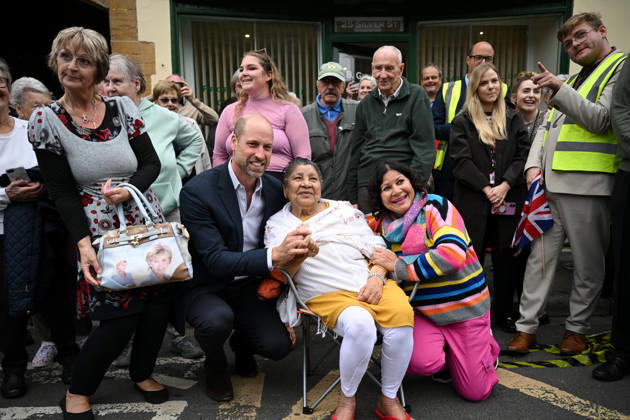The Prince Of Wales Visits Ilminster ILMINSTER, ENGLAND - OCTOBER 06: Prince William, Prince of Wales poses with locals during his visit to Sweet Surprise cafe on October 06, 2026 in Ilminster, England. The Prince of Wales visited Ilminster in Somerset to learn about communities growing their resilience to wild fires, flood and challenges caused by extreme weather and global warming., Credit:Finnbarr Webster PA ROTA - B68 Avalon United Kingdom, England, Ilminster Copyright: xFinnbarrxWebsterx xPAxROTAx-xB68x xAvalonx 1141004089
