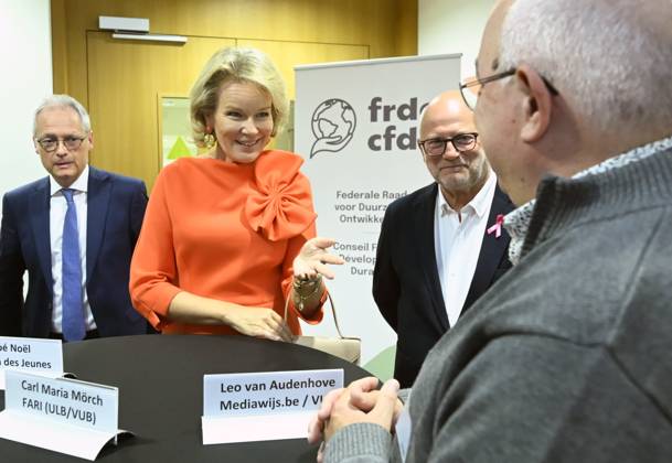 Queen Mathilde attends the conference « AI in balance » BRUSSELS, BELGIUM - OCTOBER 06 : Jean-Luc Crucke (Minister for Mobility, Climate and Environmental Transition (Les Engages)) & Queen Mathilde are attending the closing ceremony of the conference AI in balance Artificial Intelligence, Society and Sustainable Development , organised by the Federal Council for Sustainable Development (CFDD). Following the conference, the Queen will speak with a group of young people about how they use AI in their work to promote sustainable development. This activity forms part of the Queen s role as Advocate for the United Nations Sustainable Development Goals and Honorary President of the CFDD on October 6, 2026 in Brussels, Belgium, 06 10 2026 Brus  Copyright: xDidierxLebrunx
