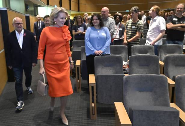 Queen Mathilde attends the conference « AI in balance » BRUSSELS, BELGIUM - OCTOBER 06 : Queen Mathilde is attending the closing ceremony of the conference AI in balance Artificial Intelligence, Society and Sustainable Development , organised by the Federal Council for Sustainable Development (CFDD). Following the conference, the Queen will speak with a group of young people about how they use AI in their work to promote sustainable development. This activity forms part of the Queen s role as Advocate for the United Nations Sustainable Development Goals and Honorary President of the CFDD on October 6, 2026 in Brussels, Belgium, 06 10 2026 Brussels Belgium  Copyright: xDidierxLebrunx