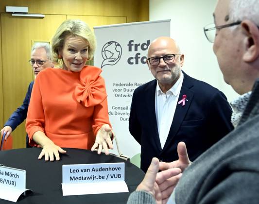 Queen Mathilde attends the conference « AI in balance » BRUSSELS, BELGIUM - OCTOBER 06 : Jean-Luc Crucke (Minister for Mobility, Climate and Environmental Transition (Les Engages)) & Queen Mathilde are attending the closing ceremony of the conference AI in balance Artificial Intelligence, Society and Sustainable Development , organised by the Federal Council for Sustainable Development (CFDD). Following the conference, the Queen will speak with a group of young people about how they use AI in their work to promote sustainable development. This activity forms part of the Queen s role as Advocate for the United Nations Sustainable Development Goals and Honorary President of the CFDD on October 6, 2026 in Brussels, Belgium, 06 10 2026 Brus Copyright: xDidierxLebrunx