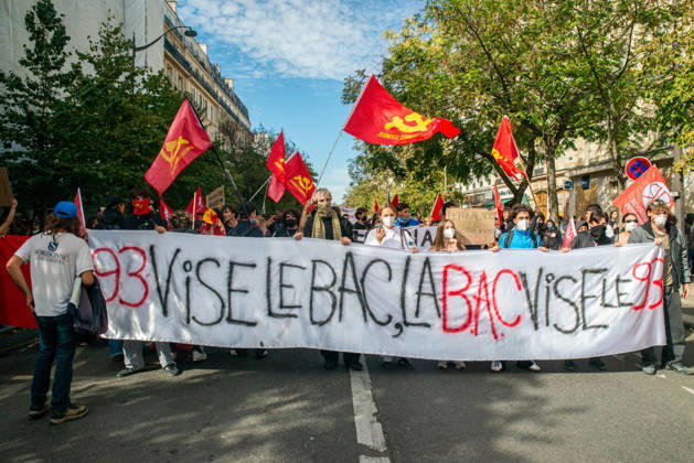 Student Demonstration - Paris Tens of thousands of high school students marched from République to Nation, protesting the lack of staff and resources, class sizes deemed too large, the condition of certain school buildings, and the Parcoursup college admissions system. A coalition of National Education unions—including the FSU, CGT, FO, CFDT, Unsa, Sud, and Solidaires—joined the protest, on October 6, 2026, in Paris, France. Photo by Denis Prezat ABACAPRESS.COM Paris France  Copyright: xPrezatxDenis ABACAx