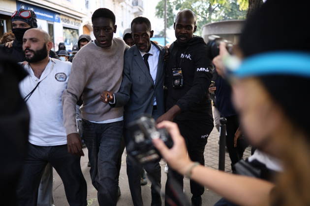 Student Demonstration - Paris Saint Denis Mayor Bally Bagayoko during the Clashes on the sidelines of the students protest against the current state of public education, once again, on October 6, 2026, in Paris, France. They demand more resources for the national education system, and raise against the far right party - le Rassemblement National. Photo by Raphael Lafargue ABACAPRESS.COM Paris France  Copyright: xLafarguexRaphael ABACAx