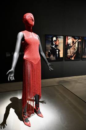 Tate Britain, The 90s : Art and Fashion London, UK. Red Dress by Alexander McQueen. Art & Fashion, Tate Britain. Tate Britain has opened the first exhibition to explore the art, photography and fashion of the 1990s, adecade synonymous with possibility, optimism and an audacious spirit. The 90s : Art and Fashion explores this period s surge of creative energy, shaped by its opportunities and challenges. 06 October 2026., Credit:Michael Melia Michael Melia - B2778 Avalon Copyright: xMichaelxMeliax xMichaelxMeliax-xB2778x xAvalonx 1141014195