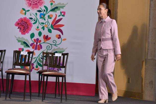 October 6, 2026: TO-45365-MEXICO , June 10, 2026. Mexican President Claudia Sheinbaum spoke about the increase in health clinics and national policy during the "People& 039;s Conference" at the National Palace in Mexico City. Clasos.com.mx - ZUMAcs4_ 20261006_faa_cs4_005 Copyright: xJavierxLiraxOterox