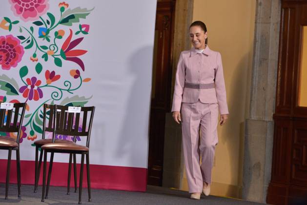 October 6, 2026: TO-45365-MEXICO , June 10, 2026. Mexican President Claudia Sheinbaum spoke about the increase in health clinics and national policy during the "People& 039;s Conference" at the National Palace in Mexico City. Clasos.com.mx - ZUMAcs4_ 20261006_faa_cs4_010 Copyright: xJavierxLiraxOterox