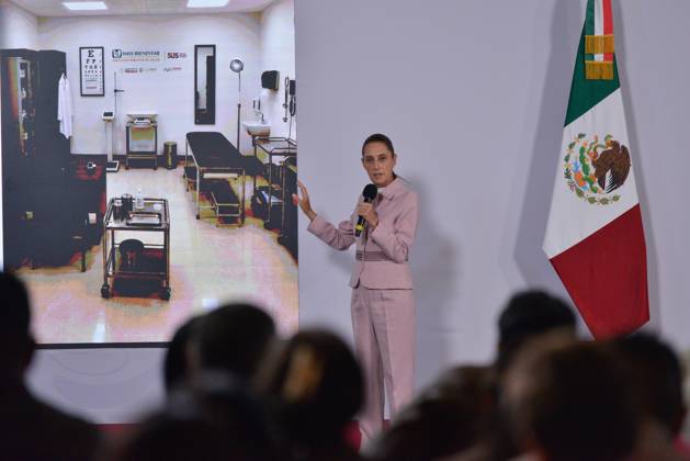 October 6, 2026: TO-45365-MEXICO , June 10, 2026. Mexican President Claudia Sheinbaum spoke about the increase in health clinics and national policy during the "People& 039;s Conference" at the National Palace in Mexico City. Clasos.com.mx - ZUMAcs4_ 20261006_faa_cs4_024 Copyright: xJavierxLiraxOterox