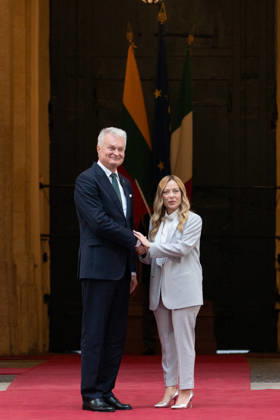 Giorgia Meloni Meets Gitanas Nauseda At Palazzo Chigi - Rome Italian Prime Minister Giorgia Meloni meets with Lithuanian President Gitanas Nauseda at Palazzo Chigi in Rome, Italy on October 6, 2026. Photo by Andrea Bracaglia ABACAPRESS.COM Rome Italy Italy Copyright: xBracagliaxAndrea ABACAx