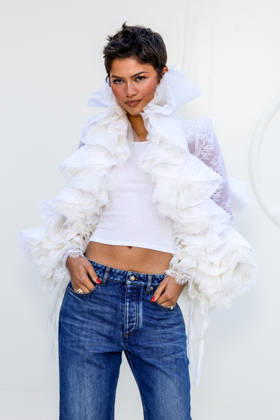 Zendaya at the photocall for the Louis Vuitton Spring Summer 2027 Women’s Ready-to-Wear show during Paris Fashion Week (PFW) at the Cité internationale universitaire de Paris, France, on October 6, 2026. Olivier Borde, Bestimage. Photocall at the Louis Vuitton Women’s Ready-to-Wear Spring Summer 2027 show as part of Paris Fashion Week on October 6, 2026, in Paris, France. Paris, France  Copyright: xOLIVIERxBORDEx xBESTIMAGExOLIVIERxBORDEx xBESTIMAGEx