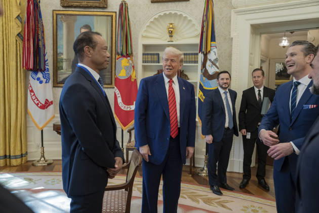 October 6, 2026, Washington, Dc, United States of America: U.S. President Donald Trump speaks with golfer Tiger Woods and officials in the Oval Office of the White House, February 20, 2025 in Washington, D.C. Woods, who received the Presidential Medal of Freedom from Trump in 2019, joined PGA Tour leaders at the White House for talks on a proposed deal with Saudi ArabiaÃ¢â‚¬â ¢s Public Investment Fund before Trump introduced him as a surprise guest at a Black History Month reception. Washington United States of America - ZUMAp138 20261006_zaa_p138_009 Copyright: xJoycexN.xBoghosian WhitexHousex
