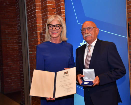 Ulrike Scharf, Bavarian Minister of State, and Günter Pelkowski: Award Ceremony for the Bavarian State Medal for Social Service, 2026, All Saints Day, Hofkirche, Munich, October 6, 2026