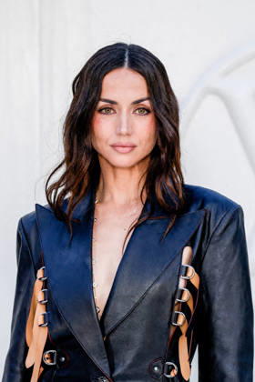 Ana de Armas at the photocall for the Louis Vuitton Spring Summer 2027 Women’s Ready-to-Wear Collection show during Paris Fashion Week (PFW) at the Cité internationale universitaire de Paris, France, on October 6, 2026. Olivier Borde, Bestimage. Photocall at the Louis Vuitton Women’s Ready-to-Wear Spring Summer 2027 show as part of Paris Fashion Week on October 6, 2026, in Paris, France. Paris, France  Copyright: xOLIVIERxBORDEx xBESTIMAGExOLIVIERxBORDEx xBESTIMAGEx