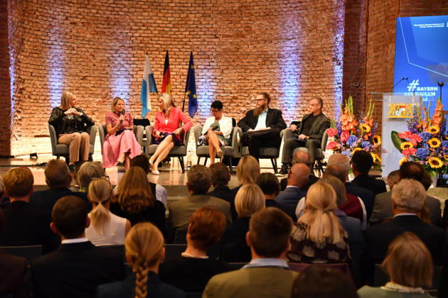 Overview: Award Ceremony for the Bavarian State Medal for Social Service 2026, All Saints Day, Hofkirche, Munich, October 6, 2026
