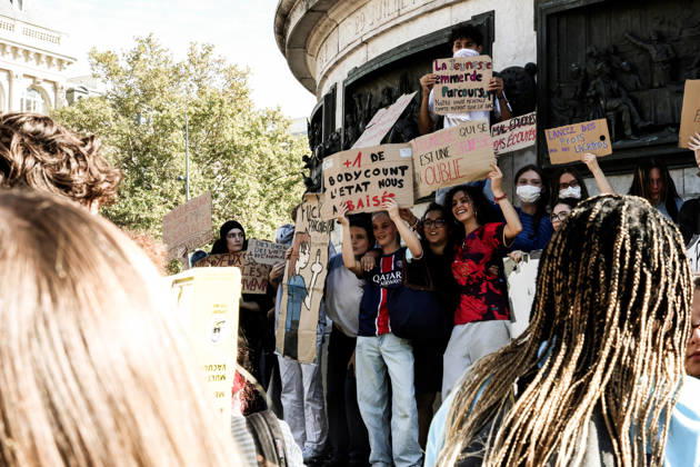 A major national high school student protest on Tuesday, October 6, 2026, supported by student, labor, and professional organizations. The demands focus primarily on the shortage of teachers and staff, the physical conditions of schools, class sizes, schedules, and the pressure associated with Parcoursup. Among college students, the elimination of housing assistance is prompting them to join the movement. Great national demonstration among high school students, on Tuesday, October 6, 2026, supported by student, labor, and professional organizations. The demands primarily concern the shortage of teachers and staff, the physical conditions of schools, class sizes, schedules, and the pressure related to Parcoursup. Among academics, the abolit  Copyright: xLenain-VieiraxElisax xSTARFACEx STAR_460253_019