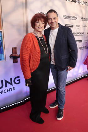 Regina Ziegler and Sebastian Fitzek at the premiere of *Heimsuchung* on October 6, 2026, at Kino International in Berlin Regina Ziegler and Sebastian Fitzek attend the premiere of *Heimsuchung: The Beloved* at Kino International on October 6, 2026, in Berlin, Germany. Heimsuchung film premiere in Berlin