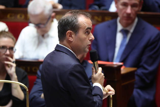 AssembleÌe Nationale - QAG du 6 octobre 2026 SÃ bastien Lecornu SÃ ance des Questions d ActualitÃ s au Gouvernement Ã l AssembleÌe Nationale Ã Paris, le 6 octobre 2026. Current Affairs Question Period with the Government at the National Assembly in Paris, October 6, 2026.  Copyright: xFabricexChasseryx