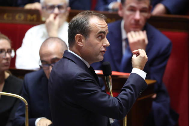 AssembleÌe Nationale - QAG du 6 octobre 2026 SÃ bastien Lecornu SÃ ance des Questions d ActualitÃ s au Gouvernement Ã l AssembleÌe Nationale Ã Paris, le 6 octobre 2026. Current Affairs Question Period with the Government at the National Assembly in Paris, October 6, 2026.  Copyright: xFabricexChasseryx