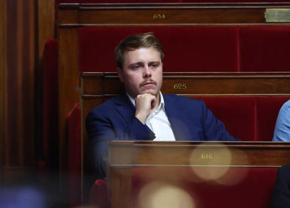 AssembleÌe Nationale - QAG du 6 octobre 2026 Louis Boyard SÃ ance des Questions d ActualitÃ s au Gouvernement Ã l AssembleÌe Nationale Ã Paris, le 6 octobre 2026. Current Affairs Question Period with the Government at the National Assembly in Paris, October 6, 2026.  Copyright: xFabricexChasseryx