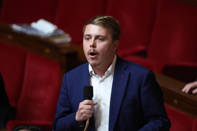 AssembleÌe Nationale - QAG du 6 octobre 2026 Louis Boyard SÃ ance des Questions d ActualitÃ s au Gouvernement Ã l AssembleÌe Nationale Ã Paris, le 6 octobre 2026. Current Affairs Question Period with the Government at the National Assembly in Paris, October 6, 2026.  Copyright: xFabricexChasseryx