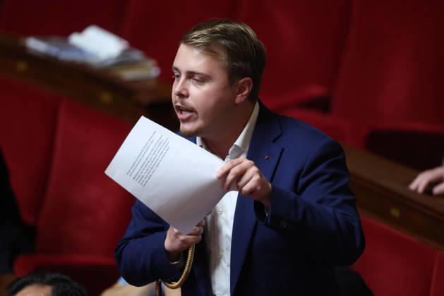 AssembleÌe Nationale - QAG du 6 octobre 2026 Louis Boyard SÃ ance des Questions d ActualitÃ s au Gouvernement Ã l AssembleÌe Nationale Ã Paris, le 6 octobre 2026. Current Affairs Question Period with the Government at the National Assembly in Paris, October 6, 2026.  Copyright: xFabricexChasseryx