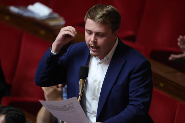 AssembleÌe Nationale - QAG du 6 octobre 2026 Louis Boyard SÃ ance des Questions d ActualitÃ s au Gouvernement Ã l AssembleÌe Nationale Ã Paris, le 6 octobre 2026. Current Affairs Question Period with the Government at the National Assembly in Paris, October 6, 2026.  Copyright: xFabricexChasseryx