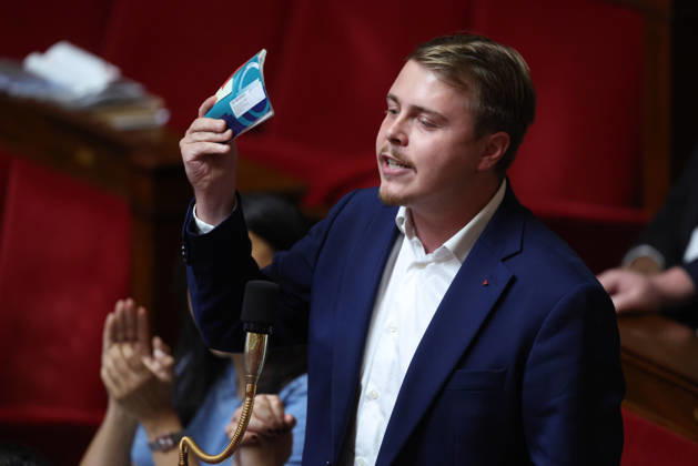 AssembleÌe Nationale - QAG du 6 octobre 2026 Louis Boyard SÃ ance des Questions d ActualitÃ s au Gouvernement Ã l AssembleÌe Nationale Ã Paris, le 6 octobre 2026. Current Affairs Question Period with the Government at the National Assembly in Paris, October 6, 2026.  Copyright: xFabricexChasseryx