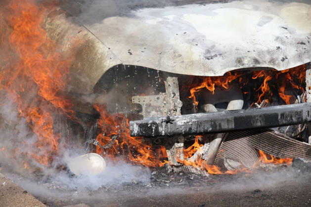 Seat Goes Up in Flames, October 6, 2026, Chemnitz, Jahnstraße, Around 1:15 p.m., firefighters from the Chemnitz Fire Department were called to Jahnstraße. A Seat was reportedly on fire there. Upon arrival, the firefighters confirmed the report