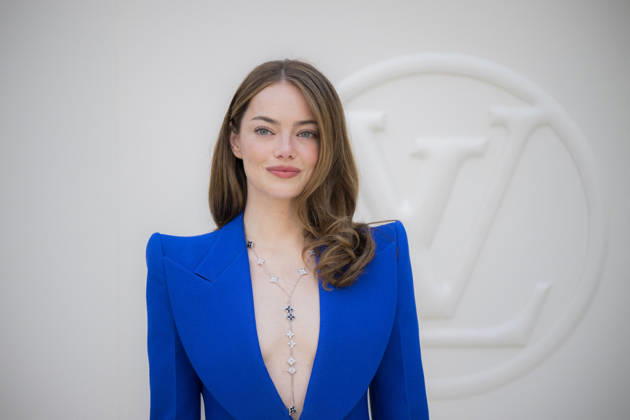 Louis Vuitton - Photocall - Paris Fashion Week EB Emma Stone attends the Louis Vuitton Womenswear Spring Summer 2027 show as part of Paris Fashion Week on October 06, 2026 in Paris, France. Photo by Eliot Blondet ABACAPRESS.COM Paris France France Copyright: xBlondetxEliot ABACAx