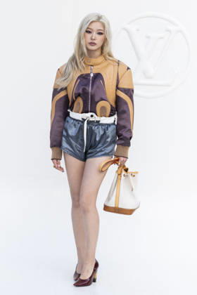 Yoonchae at the photocall for the Louis Vuitton Spring Summer 2027 Women s Ready-to-Wear show during Paris Fashion Week (PFW) at the Cité internationale universitaire de Paris, France, on October 6, 2026. Olivier Borde, Bestimage. Photocall at the Louis Vuitton Women’s Ready-to-Wear Spring Summer 2027 show as part of Paris Fashion Week on October 6, 2026, in Paris, France. Copyright: xOLIVIERxBORDEx xBESTIMAGExOLIVIERxBORDEx xBESTIMAGEx