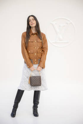 Louis Vuitton - Photocall - Paris Fashion Week EB Danielle Haim attends the Louis Vuitton Womenswear Spring Summer 2027 show as part of Paris Fashion Week on October 06, 2026 in Paris, France. Photo by Eliot Blondet ABACAPRESS.COM Paris France France Copyright: xBlondetxEliot ABACAx