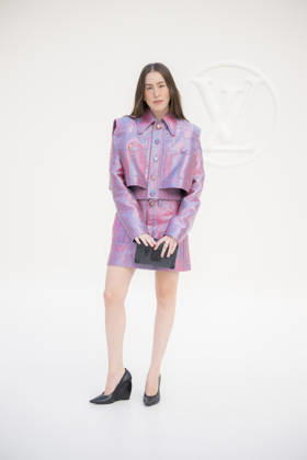 Louis Vuitton - Photocall - Paris Fashion Week EB Alana Haim attends the Louis Vuitton Womenswear Spring Summer 2027 show as part of Paris Fashion Week on October 06, 2026 in Paris, France. Photo by Eliot Blondet ABACAPRESS.COM Paris France France Copyright: xBlondetxEliot ABACAx