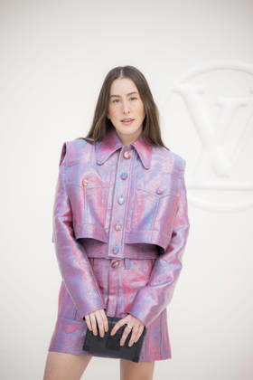 Louis Vuitton - Photocall - Paris Fashion Week EB Alana Haim attends the Louis Vuitton Womenswear Spring Summer 2027 show as part of Paris Fashion Week on October 06, 2026 in Paris, France. Photo by Eliot Blondet ABACAPRESS.COM Paris France France Copyright: xBlondetxEliot ABACAx