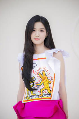 Louis Vuitton - Photocall - Paris Fashion Week EB Lu Yuxiao attends the Louis Vuitton Womenswear Spring Summer 2027 show as part of Paris Fashion Week on October 06, 2026 in Paris, France. Photo by Eliot Blondet ABACAPRESS.COM Paris France France Copyright: xBlondetxEliot ABACAx