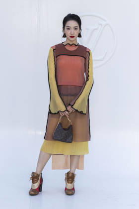 Victoria Song at the photocall for the Louis Vuitton Spring Summer 2027 Women’s Ready-to-Wear collection during Paris Fashion Week (PFW) at the Cité internationale universitaire de Paris, France, on October 6, 2026. Olivier Borde, Bestimage. Photocall at the Louis Vuitton Women’s Ready-to-Wear Spring Summer 2027 show as part of Paris Fashion Week on October 6, 2026, in Paris, France. Copyright: xOLIVIERxBORDEx xBESTIMAGExOLIVIERxBORDEx xBESTIMAGEx