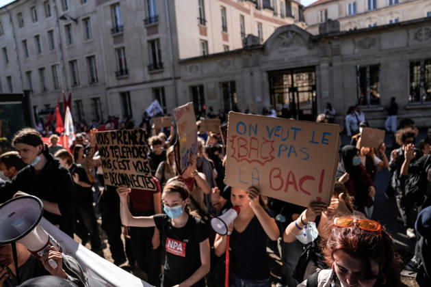 Protest against eduction conditions in France NANCY, FRANCE - OCTOBER 6: Students gather to stage a demonstration against police repression in Nancy, France on October 6, 2026. Demonstration is organized by student movement organizations, along with left-wing and far-left political groups, calling for a second round of mobilization. Student protests continued across France on Monday, with classes fully or partially suspended at between 400 and 500 high schools amid demonstrations over education conditions and a rise in related incidents, according to broadcaster BFMTV. Muhammed Said Tako Anadolu Nancy France. Editorial use only. Please get in touch for any other usage. Copyright: x2026xAnadoluxMuhammedxSaidxTakox
