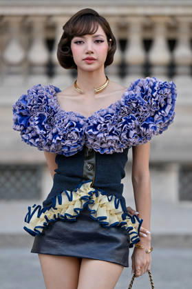 PFW Louis Vuitton Outside Arrivals Lisa arriving at Louis Vuitton show during Paris Fashion Week, in Paris, France on 6 October 2026. Photo by Julien Reynaud APS-Medias ABACAPRESS.COM Paris France  Copyright: xReynaudxJulien APS-Medias ABACAx