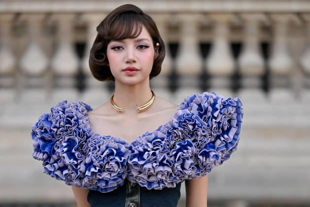 PFW Louis Vuitton Outside Arrivals Lisa arriving at Louis Vuitton show during Paris Fashion Week, in Paris, France on 6 October 2026. Photo by Julien Reynaud APS-Medias ABACAPRESS.COM Paris France  Copyright: xReynaudxJulien APS-Medias ABACAx