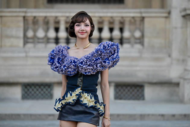 PFW Louis Vuitton Outside Arrivals Lisa arriving at Louis Vuitton show during Paris Fashion Week, in Paris, France on 6 October 2026. Photo by Julien Reynaud APS-Medias ABACAPRESS.COM Paris France  Copyright: xReynaudxJulien APS-Medias ABACAx