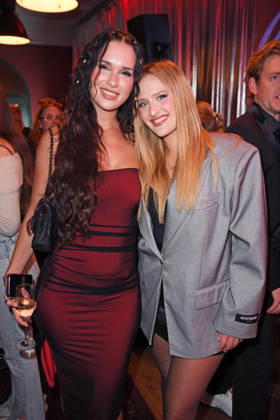 Vanessa Borck with her friend Lara Denona at the COKE LIGHT EXPERIENCE X BRUCE DARNELL at Borchardt in Berlin on October 6, 2026
