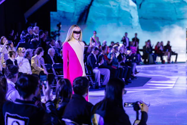 PFW Pierre Cardin Runway NB A model walks the runway during the Pierre Cardin Womenswear Spring Summer 2027 show at Pailleron ice rink as part of Paris Fashion Week on October 06, 2026 in Paris, France. Photo by Nasser Berzane ABACAPRESS.COM Paris France Copyright: xBerzanexNasser ABACAx
