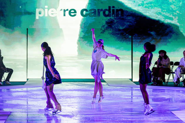 PFW Pierre Cardin Runway NB A model walks the runway during the Pierre Cardin Womenswear Spring Summer 2027 show at Pailleron ice rink as part of Paris Fashion Week on October 06, 2026 in Paris, France. Photo by Nasser Berzane ABACAPRESS.COM Paris France Copyright: xBerzanexNasser ABACAx