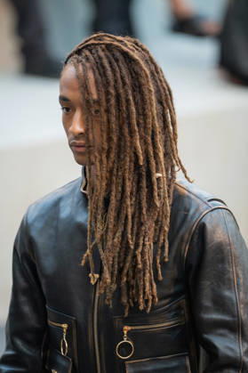 PFW - Louis Vuitton Front Row - Paris US actor and singer Jaden Smith poses as she arrives ahead of the Louis Vuitton Women s Spring Summer 2027 collection fashion show as part of the Paris Fashion Week, in Paris, France on October 6, 2026. Photo by Alexis Jumeau ABACAPRESS.COM Paris France Copyright: xJumeauxAlexis ABACAx