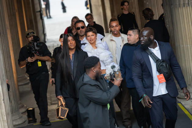PFW - Louis Vuitton Front Row - Paris Zendaya poses as she arrives ahead of the Louis Vuitton Women s Spring Summer 2027 collection fashion show as part of the Paris Fashion Week, in Paris, France on October 6, 2026. Photo by Alexis Jumeau ABACAPRESS.COM Paris France Copyright: xJumeauxAlexis ABACAx