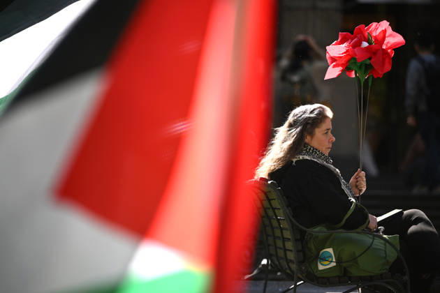 PRO-PALESTINE VIGIL, Pro-Palestine protestors hold a vigil for Gaza at the State Library Victoria in Melbourne, Wednesday, October 7, 2026. ( NO ARCHIVING MELBOURNE VICTORIA Australia Copyright: xJOELxCARRETTx 20261007116581199962
