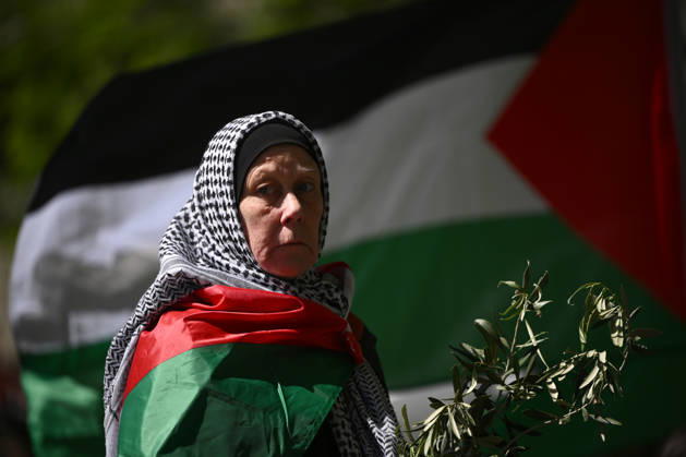 PRO-PALESTINE VIGIL, Pro-Palestine protestors hold a vigil for Gaza at the State Library Victoria in Melbourne, Wednesday, October 7, 2026. ( NO ARCHIVING MELBOURNE VICTORIA Australia Copyright: xJOELxCARRETTx 20261007152333340463