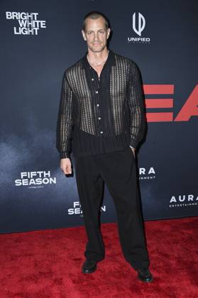 Joel Kinnaman at arrivals for THE BEAST Premiere, Academy Museum of Motion Pictures, Los Angeles, CA, October 06, 2026. Photo By: Elizabeth Goodenough Everett Collection THE BEAST Premiere PUBLICATIONXNOTxINxCANxCHNxFRAxITAxJPNxNORxPOLxRUSxESPxUKxUSA