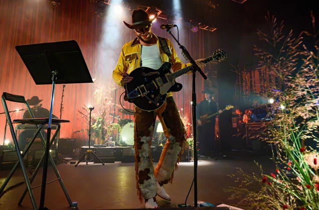 Orville Peck performs live in Kentish Town Forum, October 06, 2026 Orville Peck performs live to promote his new album Mule in Kentish Town Forum, October 06, 2026., Credit:Tina Korhonen Tina Korhonen - B162 Avalon United Kingdom, London Copyright: xTinaxKorhonenx xTinaxKorhonenx-xB162x xAvalonx 1141112402